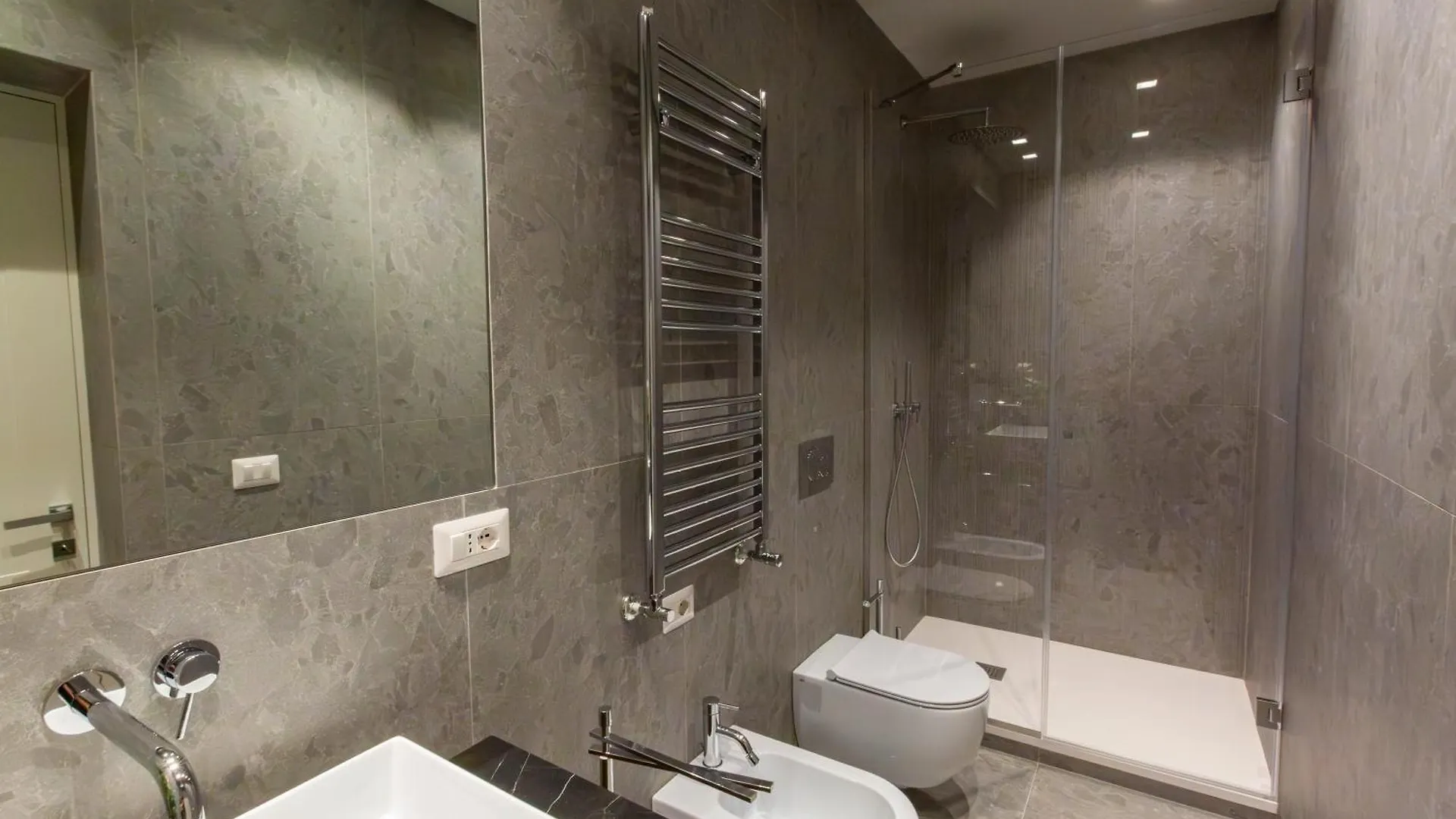 Apartment Castroni Ottaviano Suite Rome