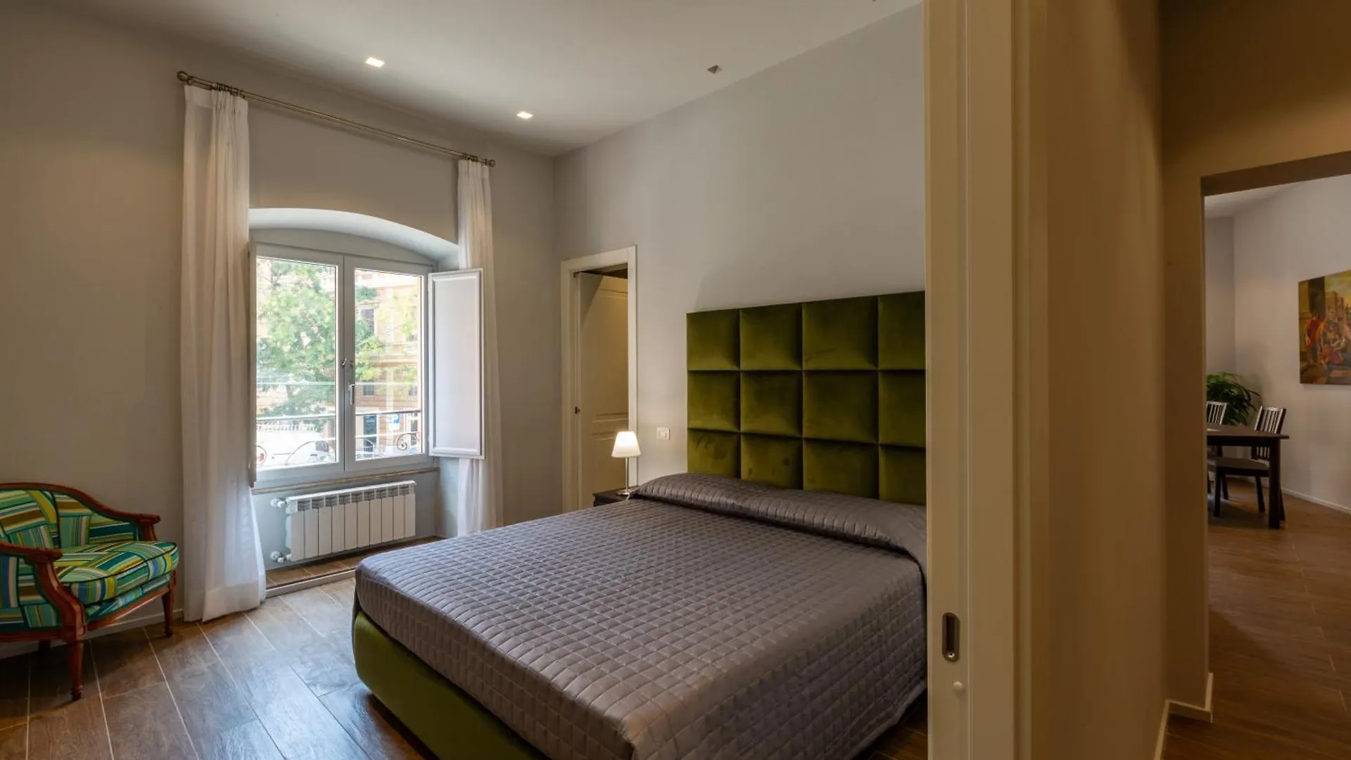 Castroni Ottaviano Suite Rome Italy