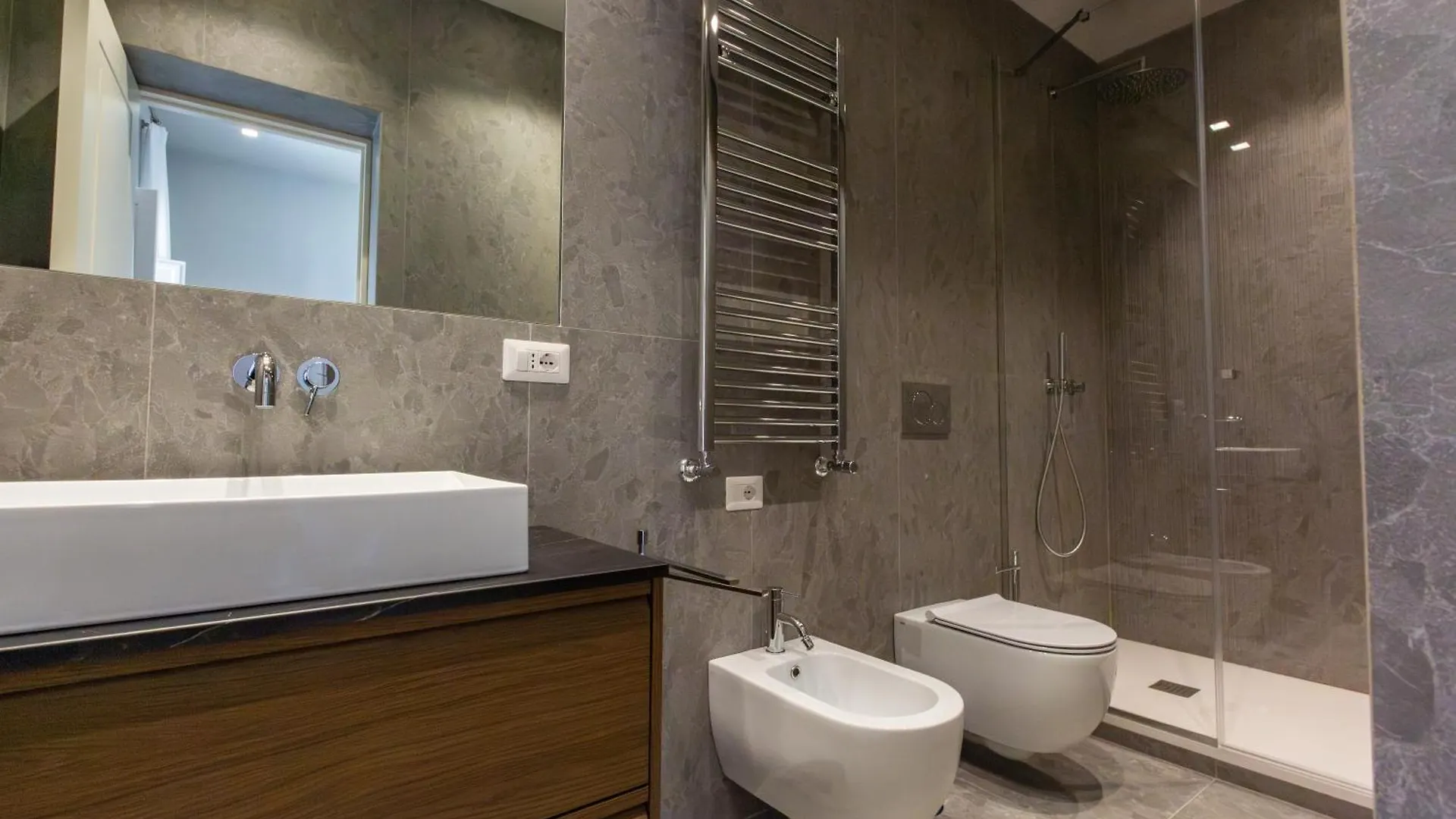 Castroni Ottaviano Suite Rome Apartment