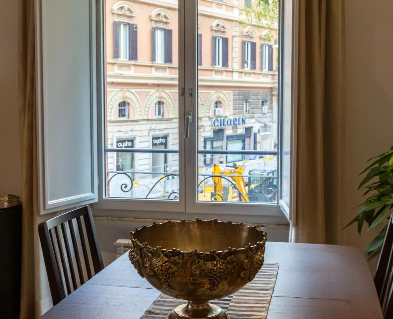 Castroni Ottaviano Suite Rome