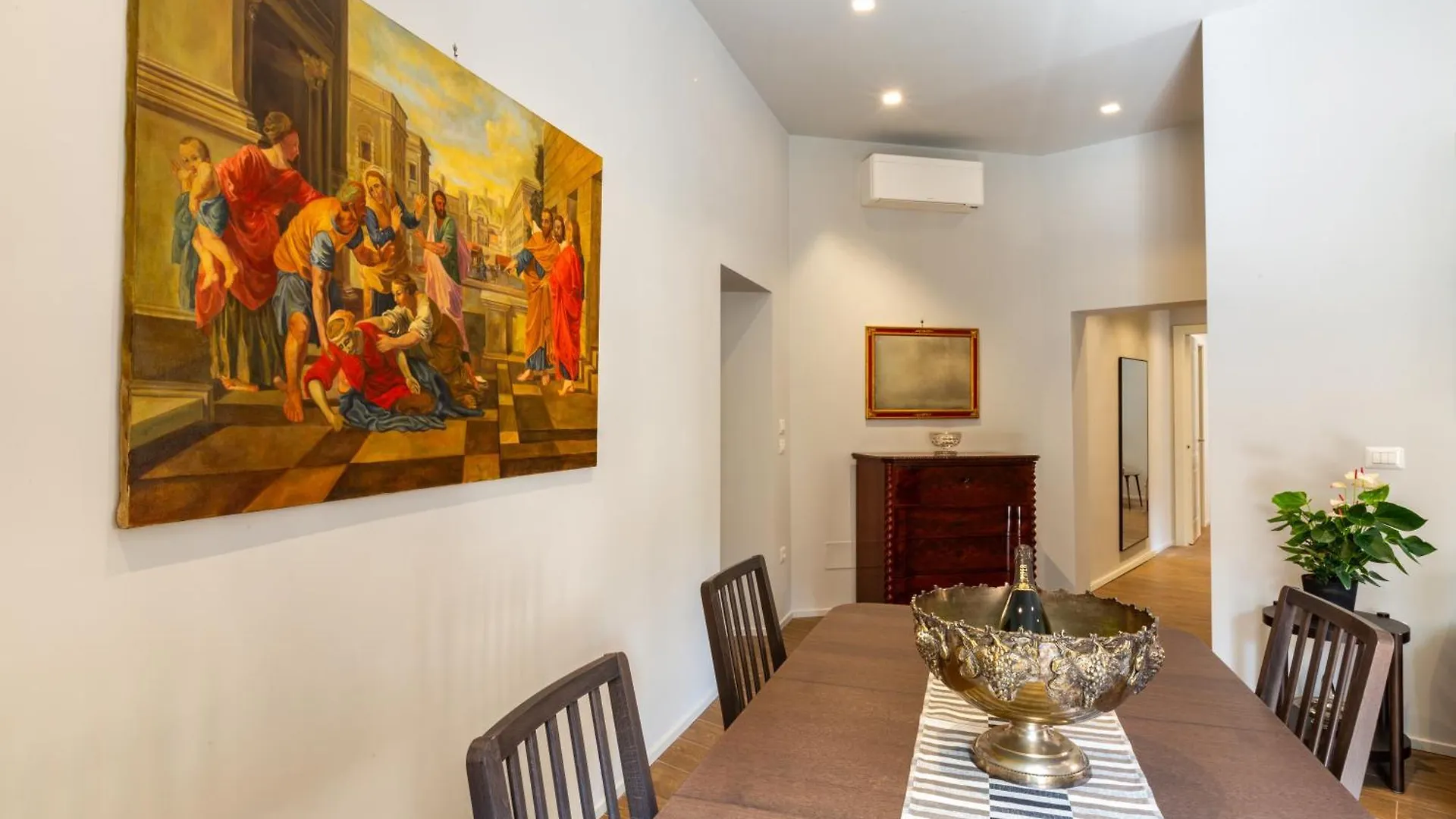 Castroni Ottaviano Suite Rome Apartment
